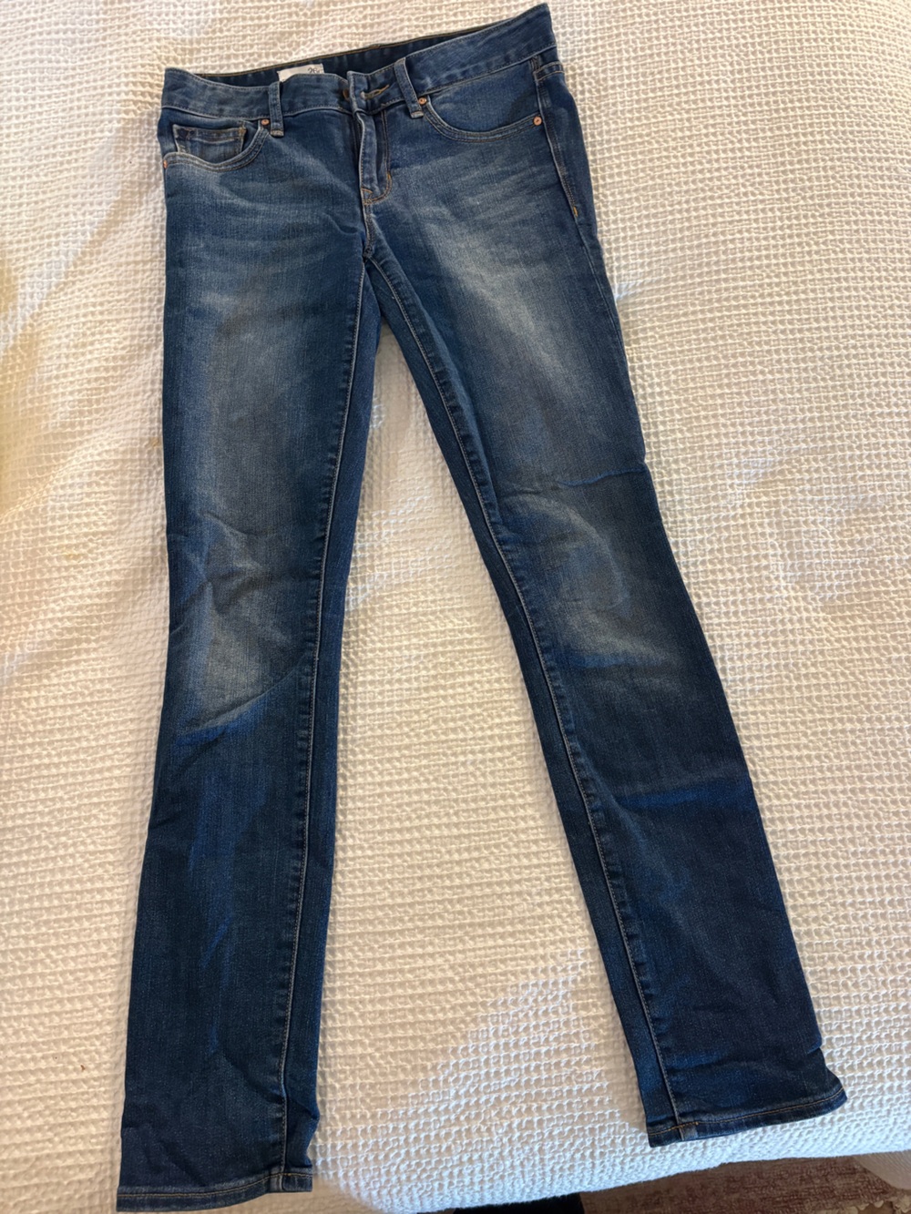 Gap Women's Skinny Jeans in Medium Blue Wash